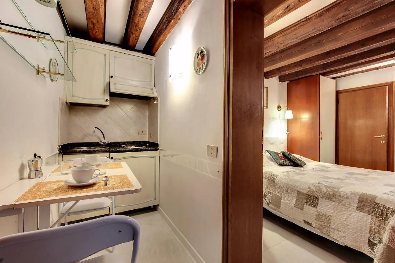 Leo Apartment Loc-03081 Velence Olaszország
